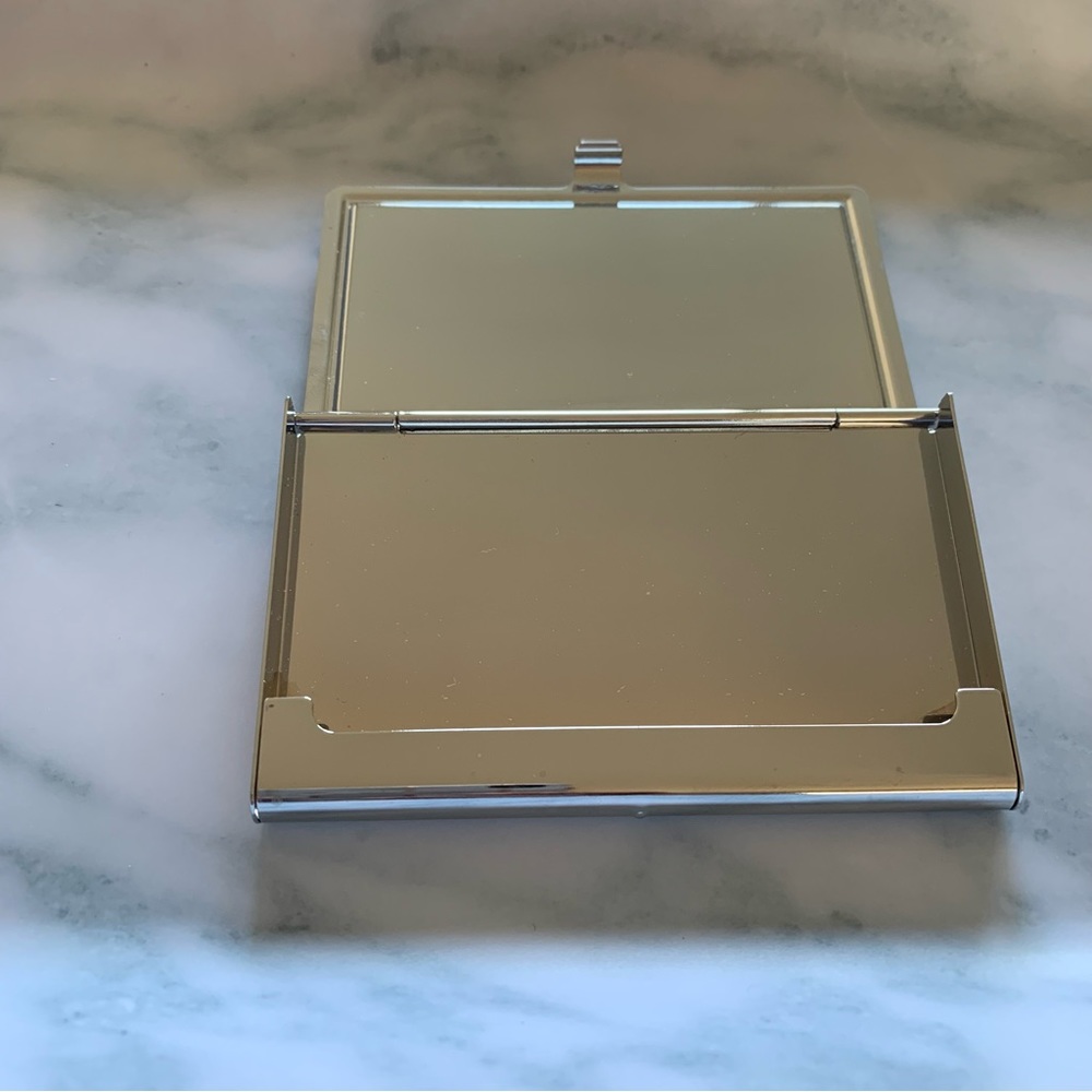 Card holder - Picture 4 of 4